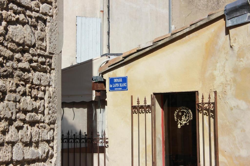 Saint-Rémy-de-Provence Mas De Valrugues Holifrance 아파트 호텔 외부 사진